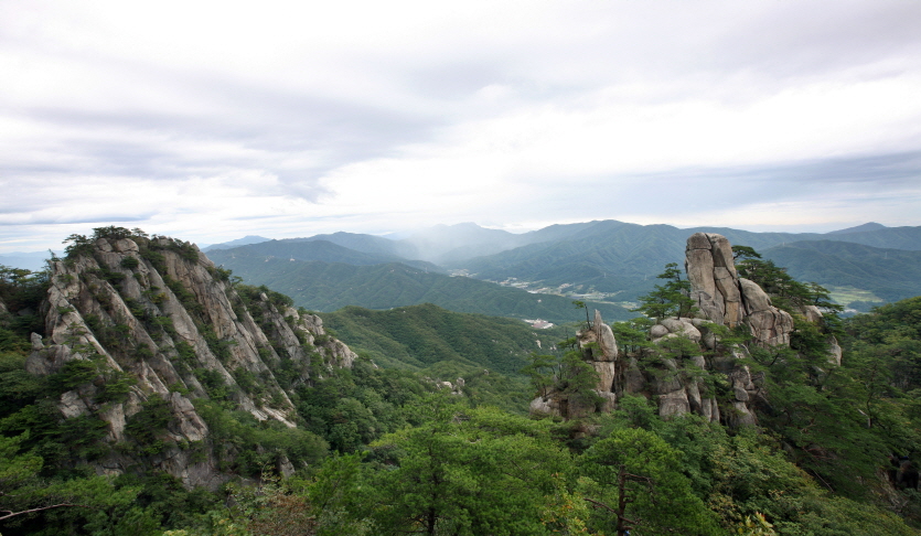 운악산