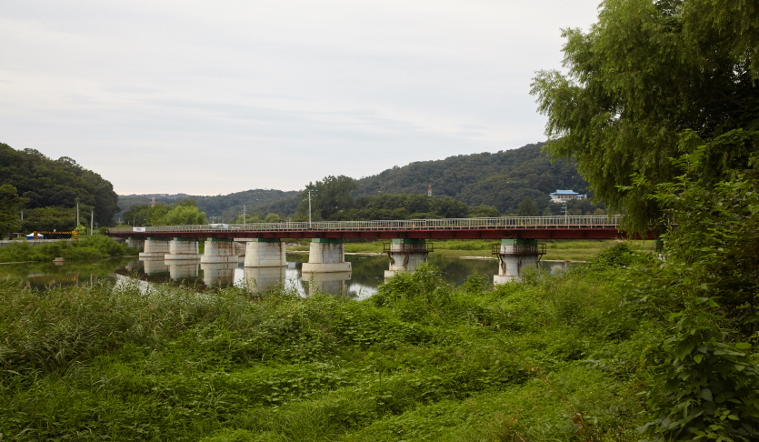 공릉천