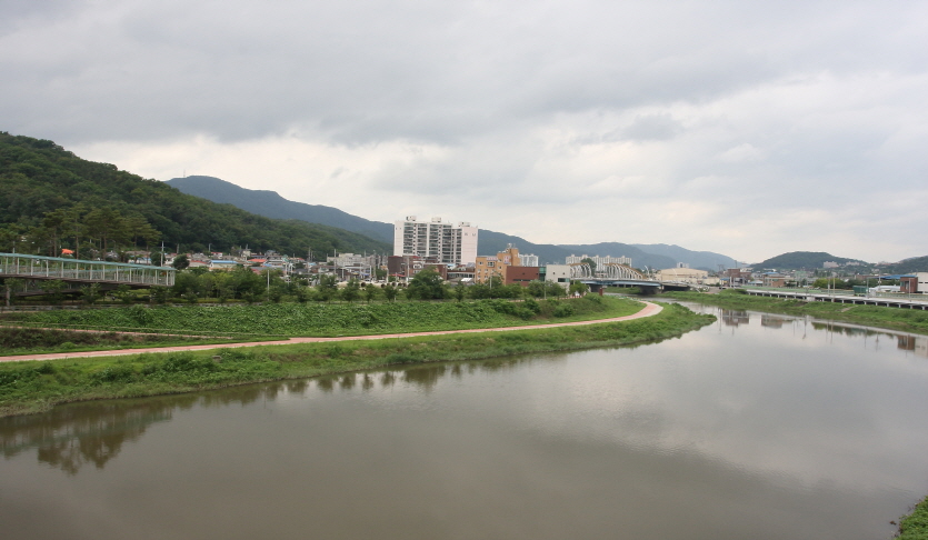 상패수변공원(옛 캠프 님블)