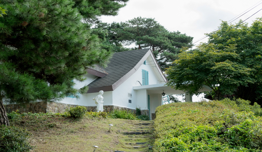조병화문학관