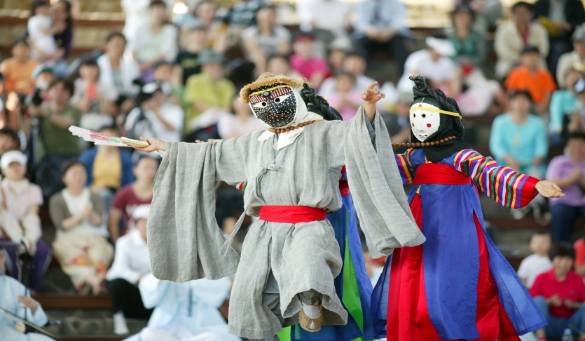 양주별산대놀이마당