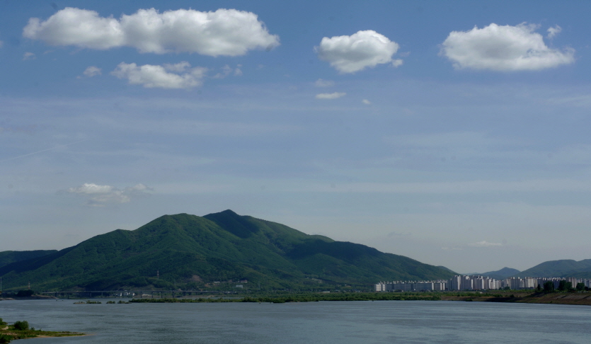 검단산