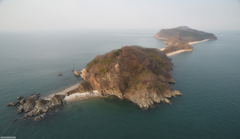 입파도 홍암