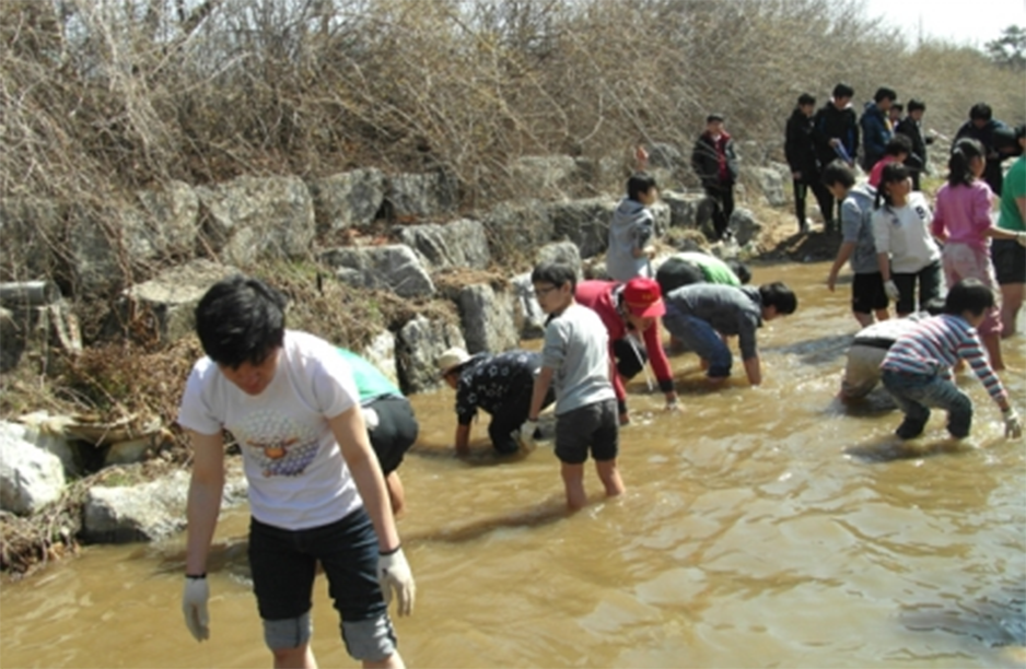 산수유꽃마을