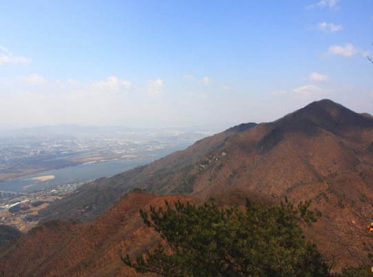 예봉산