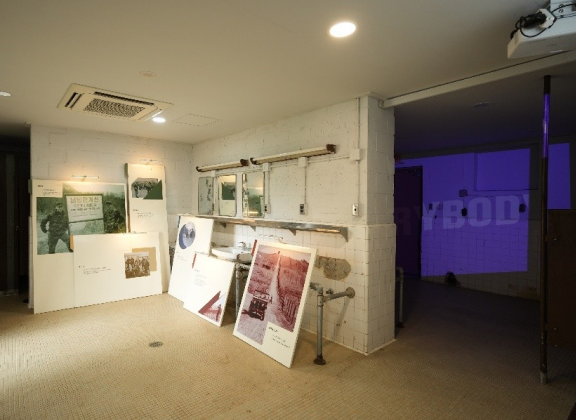 다큐멘타2관 전시실